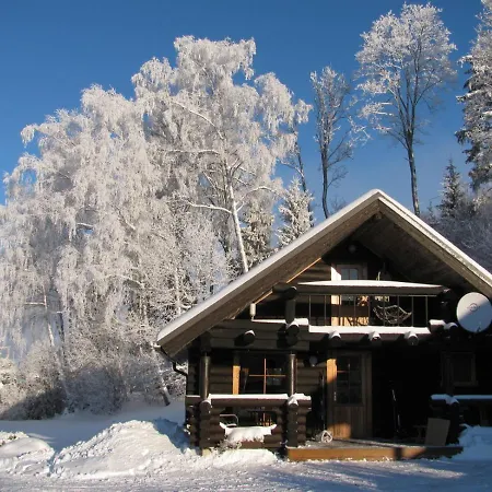 乡村民宿 努斯塔库旅馆 *
